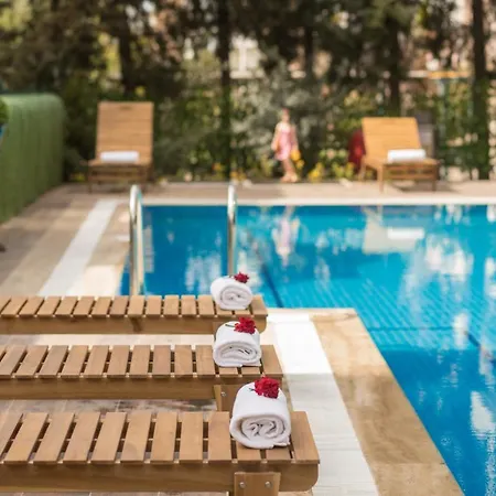 Elanis アンタルヤ