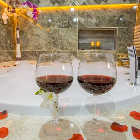 Apart-hotel Elanis 4*