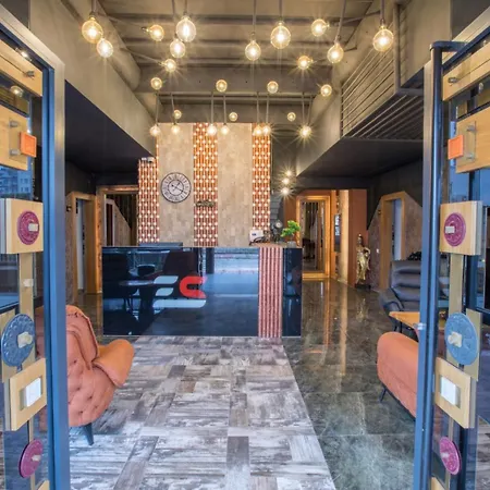 Elanis מלון דירות אנטליה