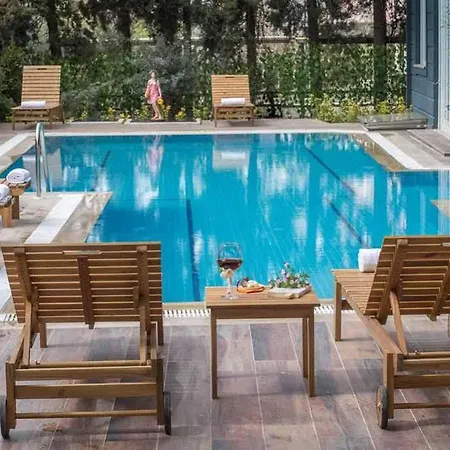Elanis Aparthotel